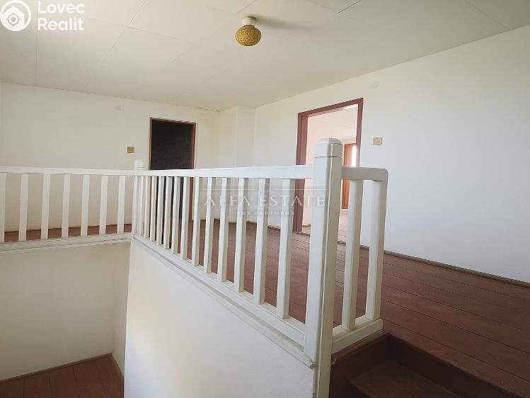 Продажа семейного дома Valeč, Jabloňová č. 3