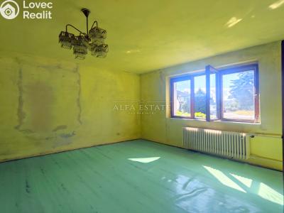 Продажа семейного дома Valeč, Jabloňová č. 29
