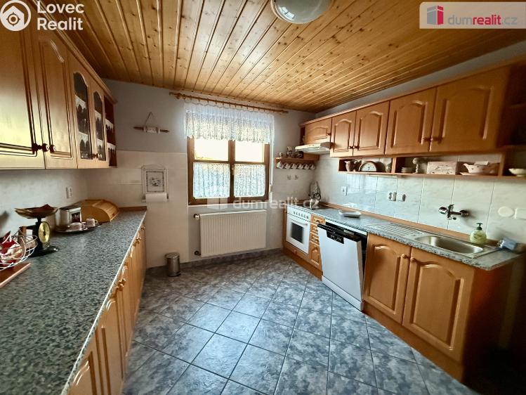 Pronájem bytu 3+1 Valy, Na Stráni č. 2