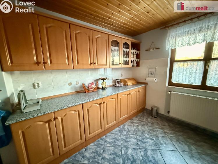 Pronájem bytu 3+1 Valy, Na Stráni č. 9