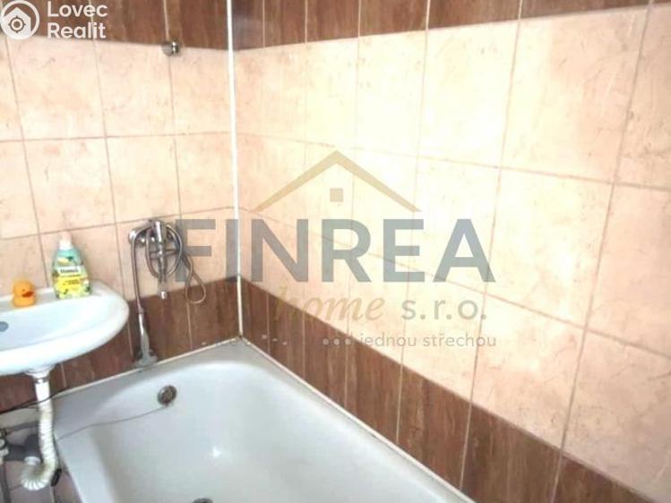 Продажа квартиры 4+1 Krupka, Karla Čapka č. 15