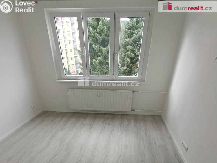 Pronájem bytu 2+1 Benešov nad Ploučnicí, Sídliště č. 5