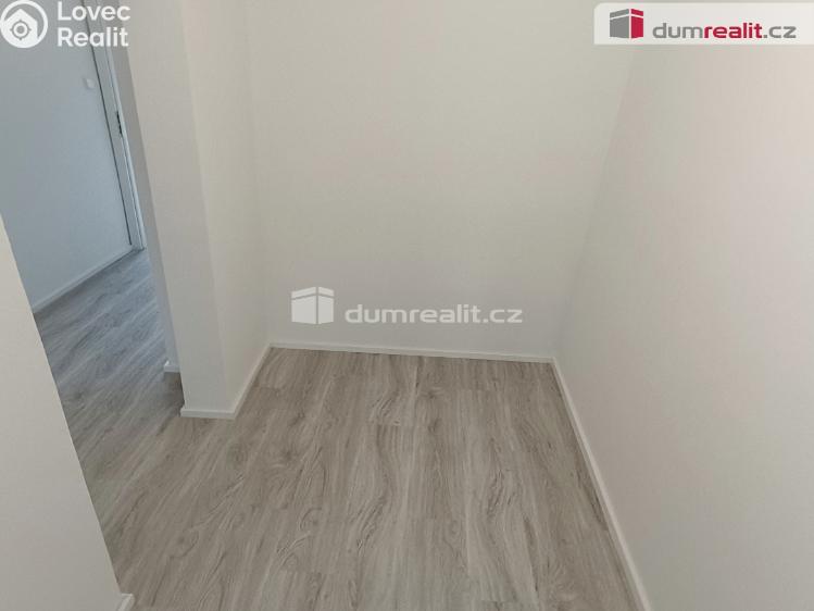 Pronájem bytu 2+1 Benešov nad Ploučnicí, Sídliště č. 8