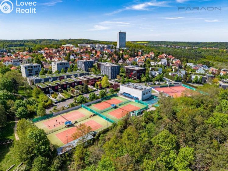 Prodej rodinného domu Praha, Suttnerové č. 30