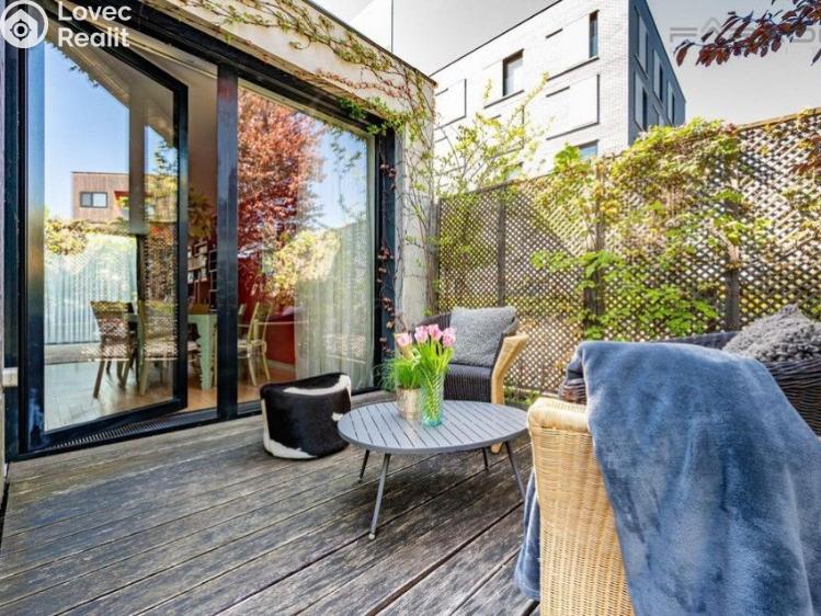 Продаж сімейного будинку Praha, Suttnerové č. 3