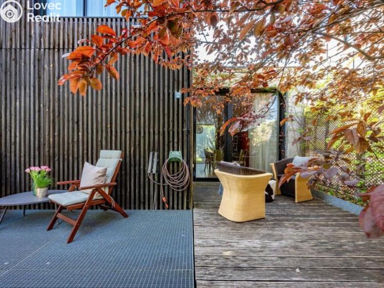 Продаж сімейного будинку Praha, Suttnerové č. 5