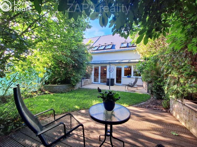 Продаж сімейного будинку Praha, Pod Nouzovem 996/30 č. 14