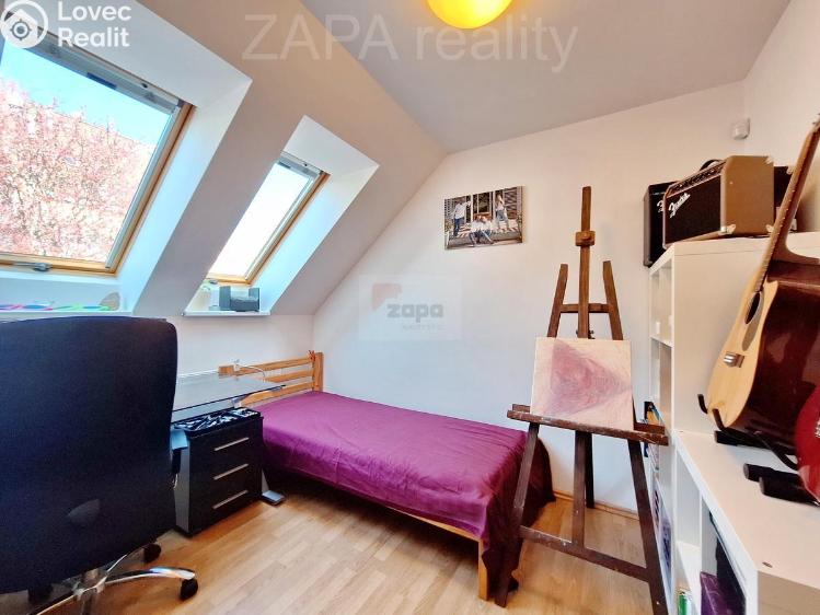 Продаж сімейного будинку Praha, Pod Nouzovem 996/30 č. 25