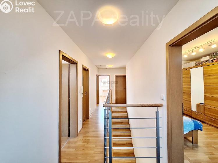 Продаж сімейного будинку Praha, Pod Nouzovem 996/30 č. 29