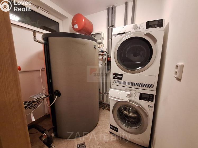 Продаж сімейного будинку Praha, Pod Nouzovem 996/30 č. 36