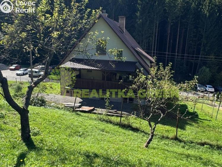 Prodej rodinného domu Vsetín, Dlúhé 619 č. 4