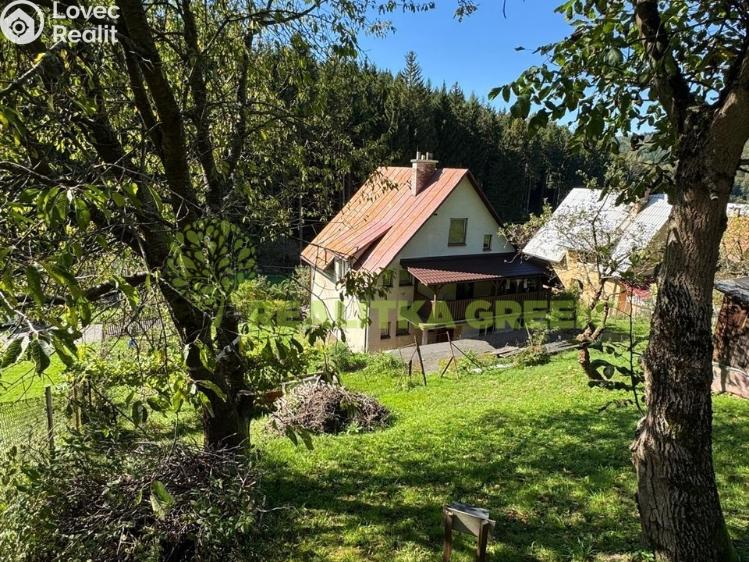 Prodej rodinného domu Vsetín, Dlúhé 619 č. 5