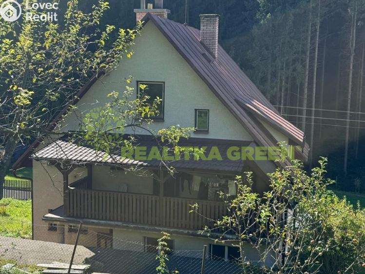 Prodej rodinného domu Vsetín, Dlúhé 619 č. 11