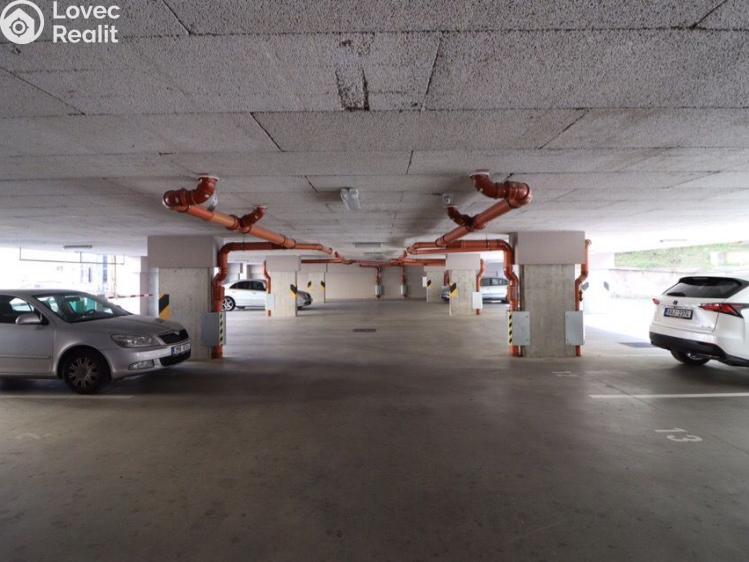 Pronájem bytu 1+KK Praha, Křížová č. 8