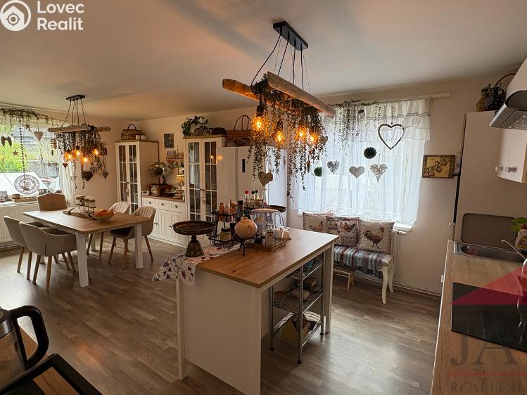 Продаж сімейного будинку Rejštejn č. 16