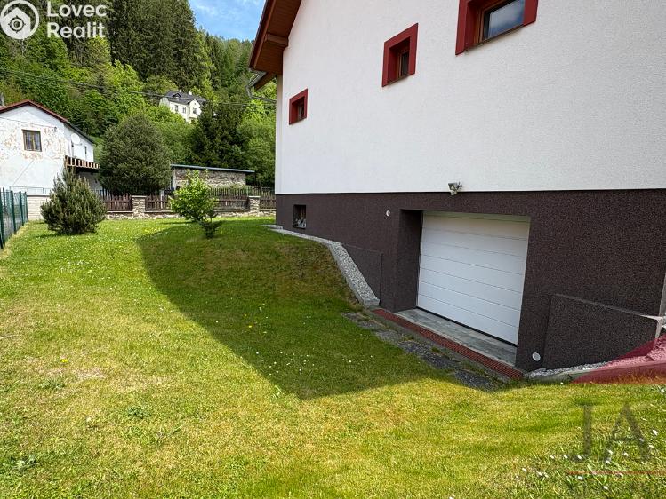 Продаж сімейного будинку Rejštejn č. 40