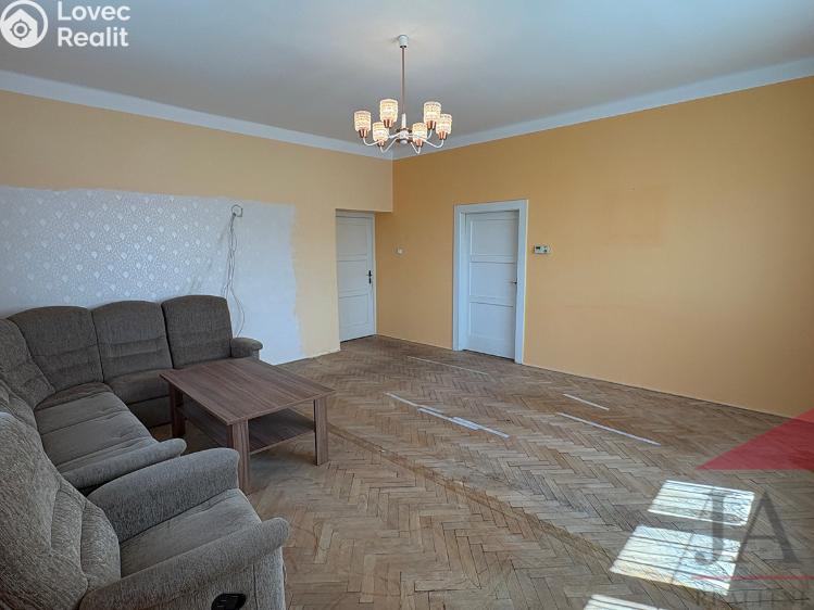 Prodej bytu 3+1 Klatovy, Plánická 73 č. 17