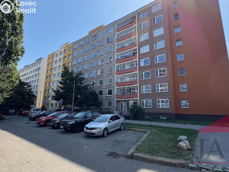 Prodej bytu 3+1 Praha, Borovanského 2219/9 č. 1