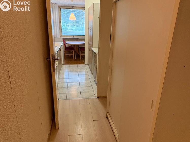 Prodej bytu 3+1 Praha, Borovanského 2219/9 č. 12