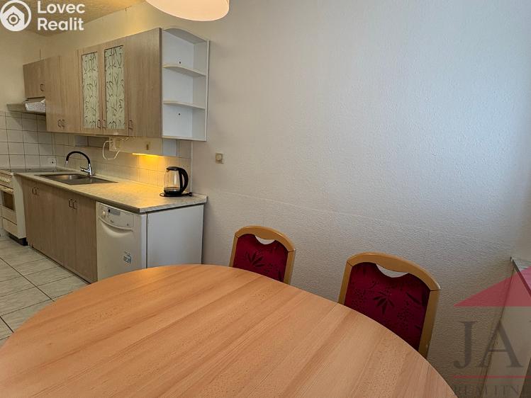 Prodej bytu 3+1 Praha, Borovanského 2219/9 č. 15