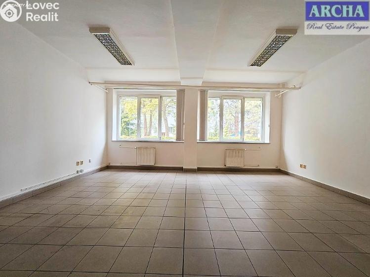 Pronájem skladového prostoru Praha, Kostelecká č. 8