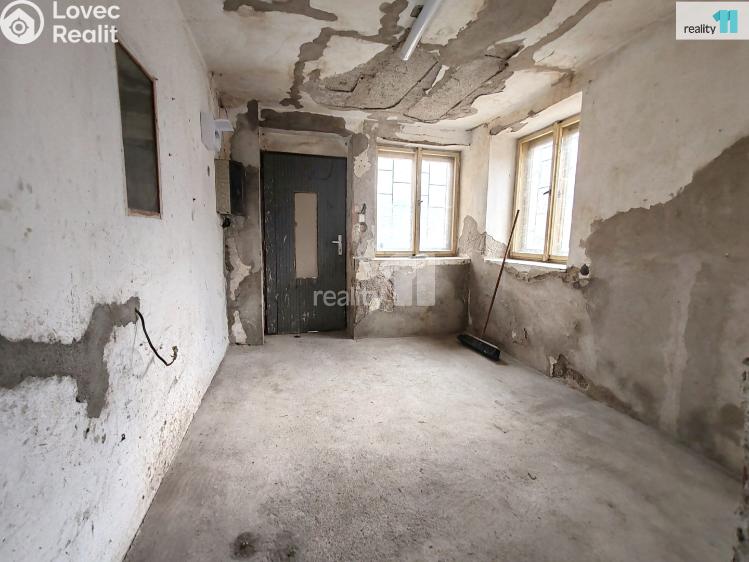 Pronájem skladového prostoru Nové Dvory, Masarykovo nám. č. 7