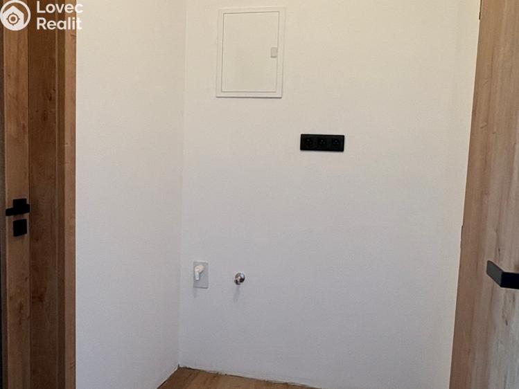 Продаж квартири 1+KK Dlouhá Ves č. 7