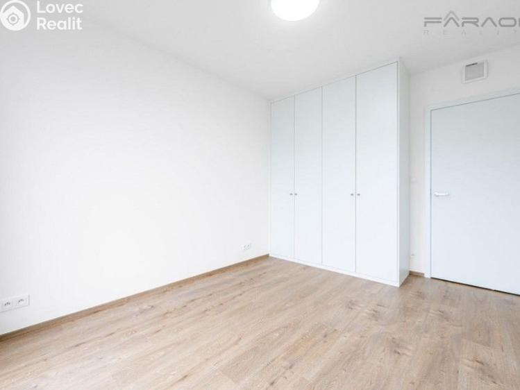 Pronájem bytu 2+KK Praha 5, Stodůlky, Hábova č. 8
