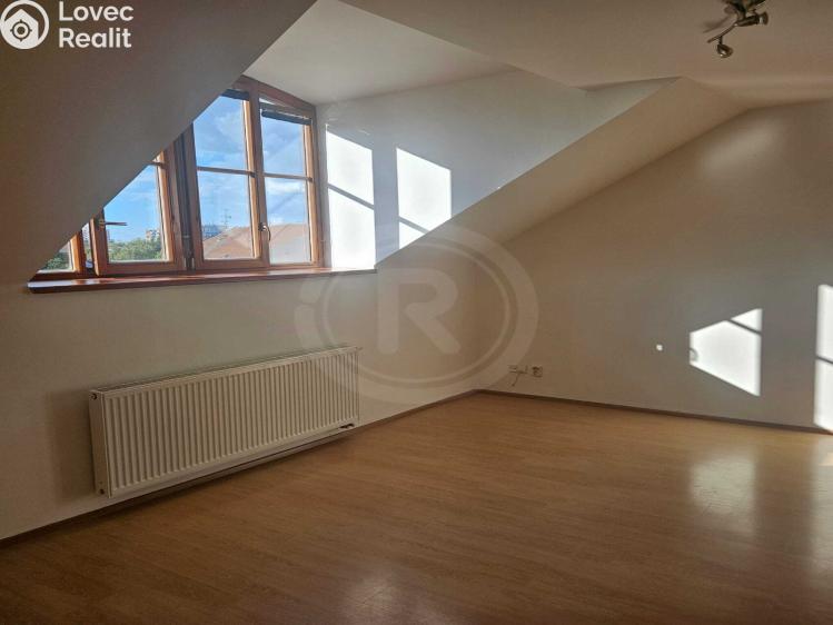 Pronájem bytu 2+KK České Budějovice, Na Sadech 1850/30 č. 3