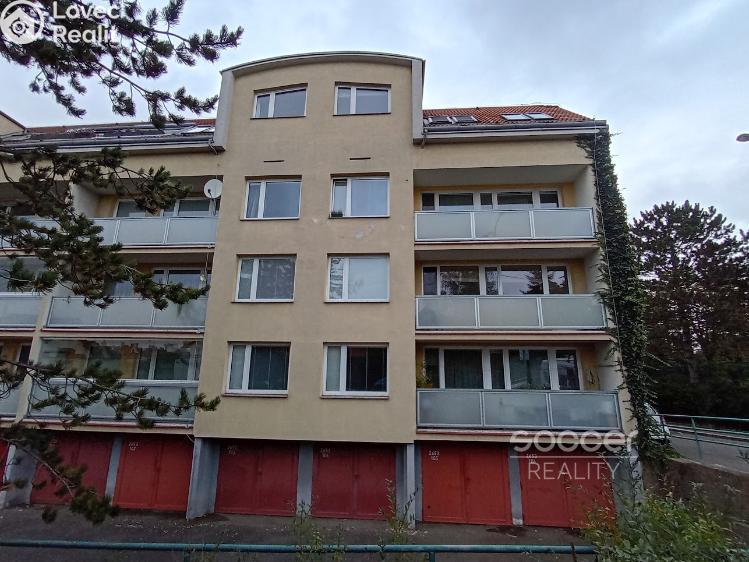 Pronájem bytu 3+1 Praha, Kunešova č. 19