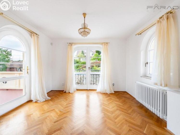 Pronájem vily Černošice č. 7