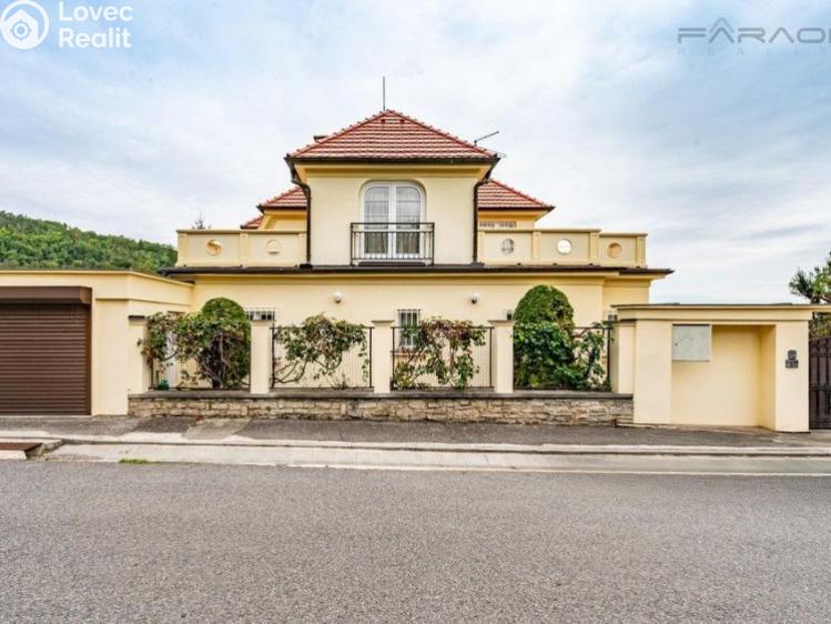 Pronájem vily Černošice č. 15