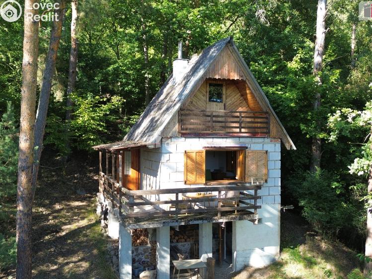 Prodej chaty Čerňovice č. 1