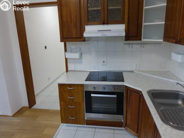 Pronájem bytu 2+1 Zlín, Žlutá 466 č. 7