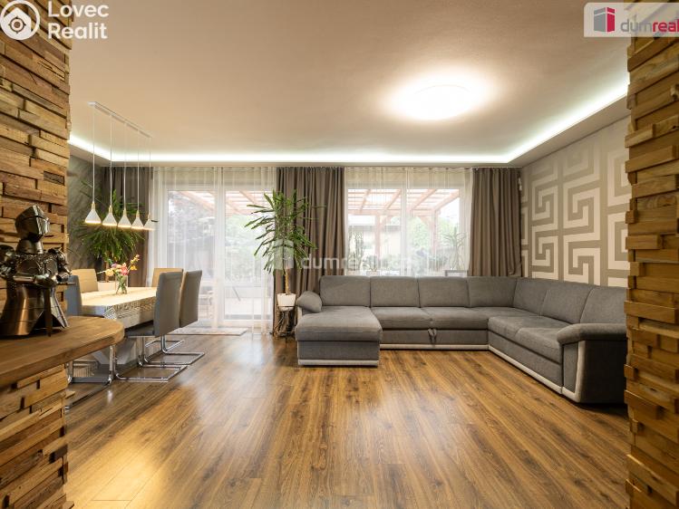 Prodej rodinného domu Veltrusy, Lomená č. 3