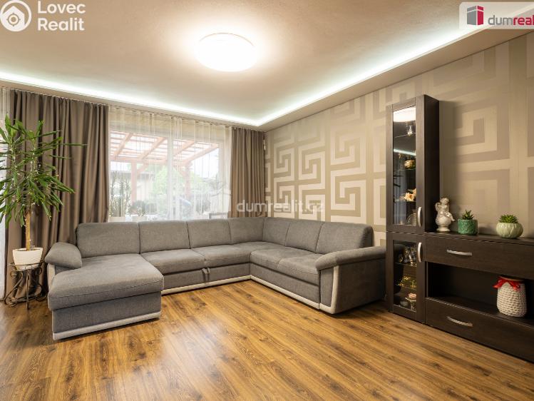 Prodej rodinného domu Veltrusy, Lomená č. 13