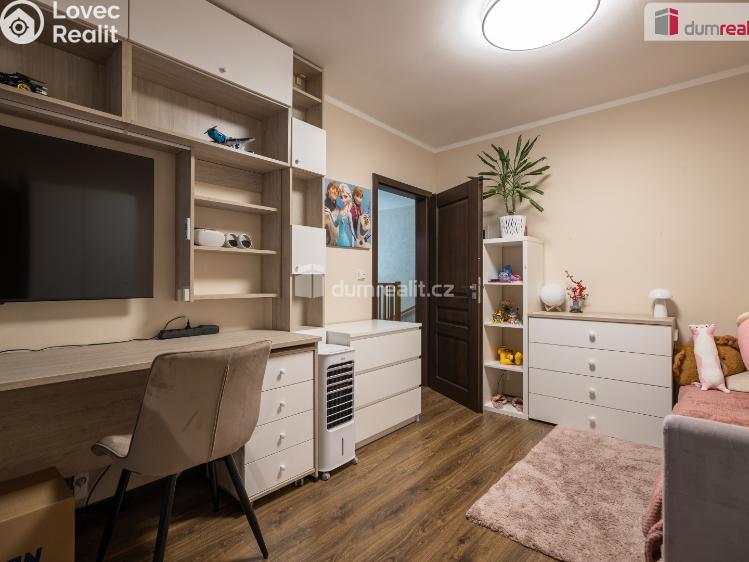 Prodej rodinného domu Veltrusy, Lomená č. 23