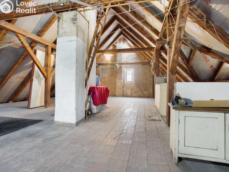 Prodej rodinného domu Bílina, Síbova 189/7 č. 9