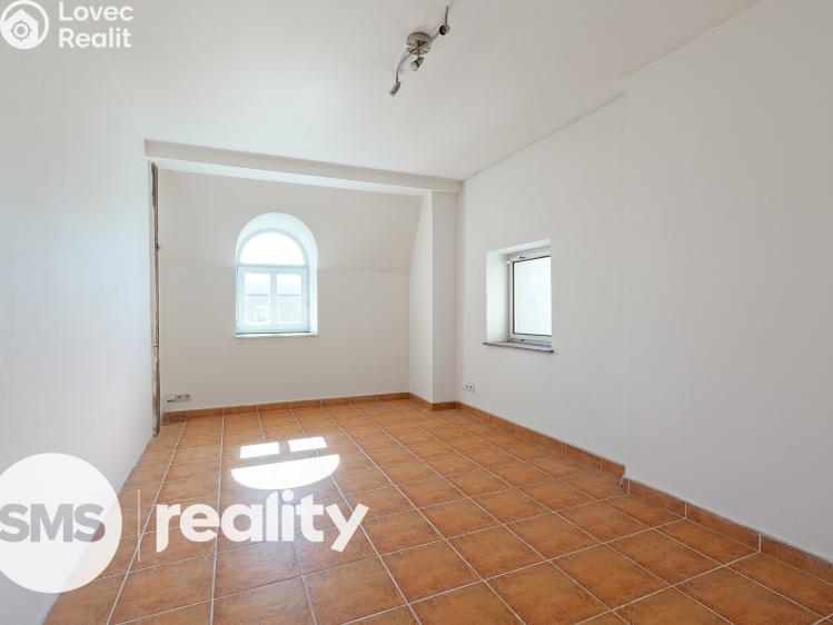 Prodej činžovního domu Opava, Mezi Trhy 120/9 č. 17