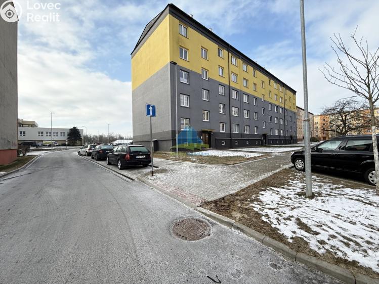 Prodej bytu 3+1 Cheb, V Zahradách 1227/23 č. 21
