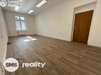 Rent office space Opava, Hradecká č. 1