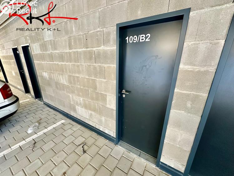 Продаж квартири 2+KK Praha, Čakovická č. 14