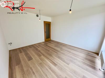 Продаж квартири 2+KK Praha, Čakovická č. 5