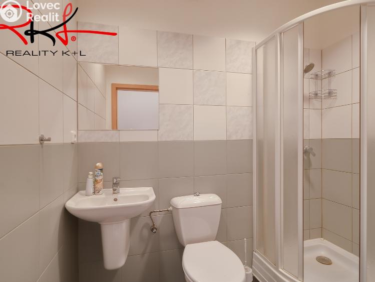 Pronájem kanceláře Roudnice nad Labem, Husovo náměstí č. 9