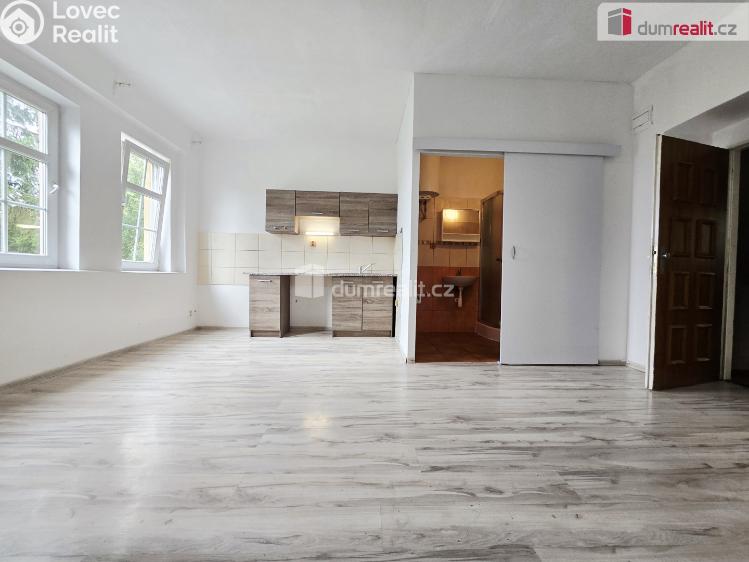 Pronájem bytu 2+KK Lužná, 9. května č. 9