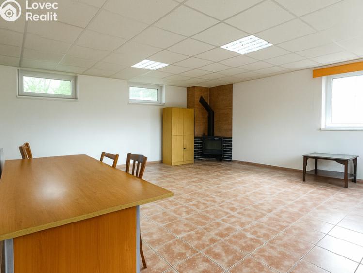 Prodej komerční nemovitosti Krnov, Krásné Loučky 8/8 č. 6