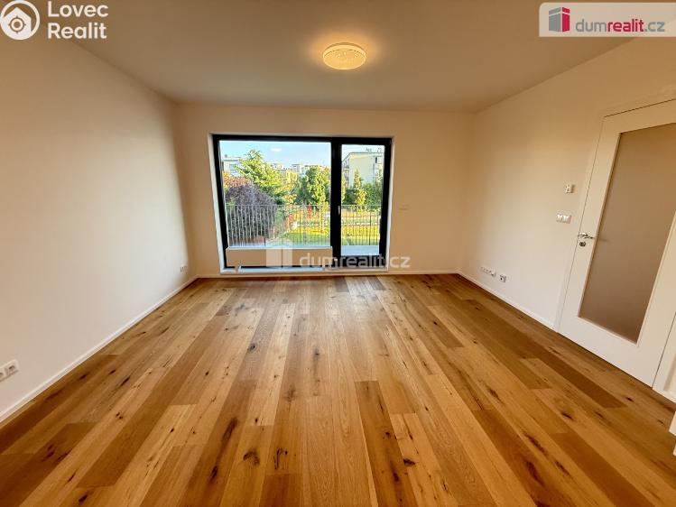Аренда квартиры 2+KK Praha-Zličín, Strážovická č. 5
