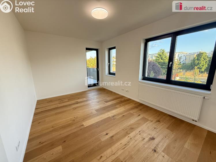 Аренда квартиры 2+KK Praha-Zličín, Strážovická č. 10