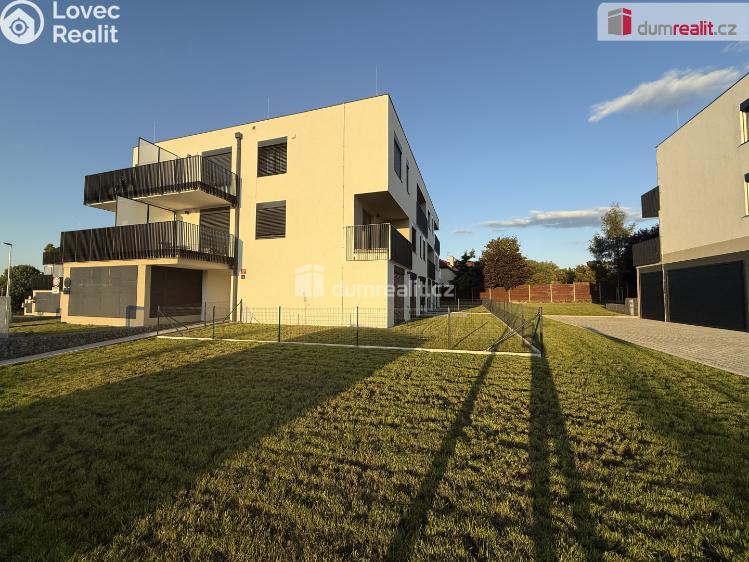 Аренда квартиры 2+KK Praha-Zličín, Strážovická č. 19