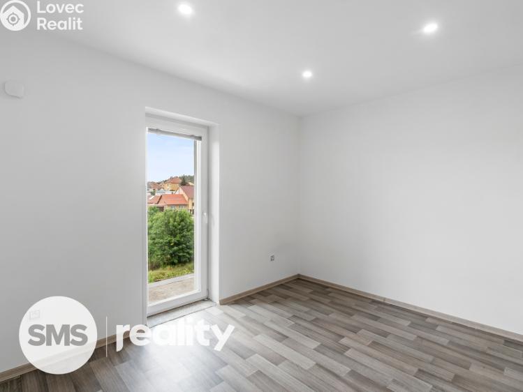 Pronájem bytu 4+KK Trnava č. 1